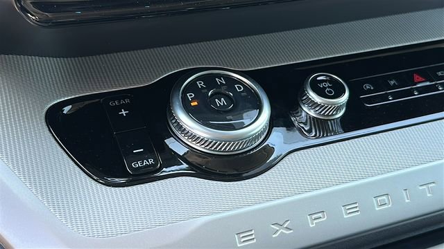 New 2026 Ford Expedition Active RWD image 28