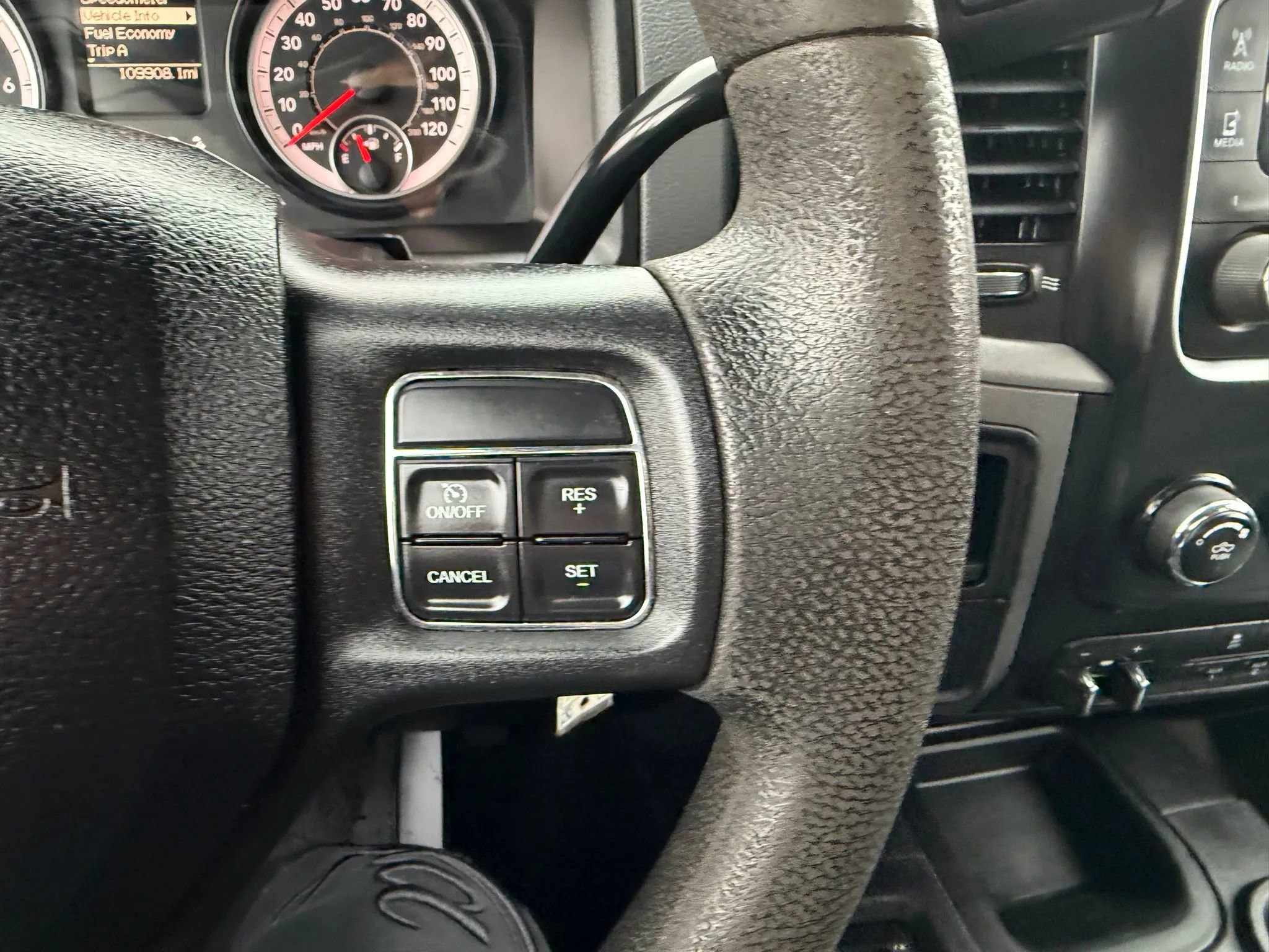 Used 2017 RAM 3500 Tradesman w/ Chrome Appearance Group image 16