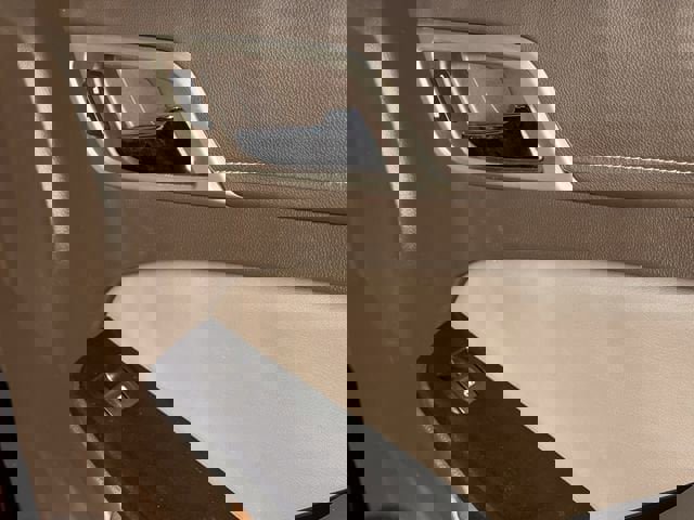 Used 2019 GMC Yukon XL Denali w/ Open Road Package image 30