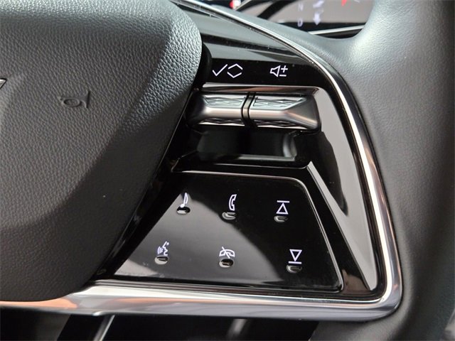 Certified 2024 Cadillac Lyriq Luxury image 22