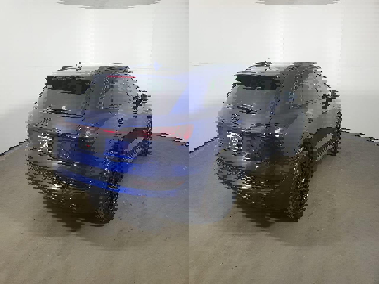 Certified 2021 Audi e-tron Premium w/ Convenience Plus Package image 36