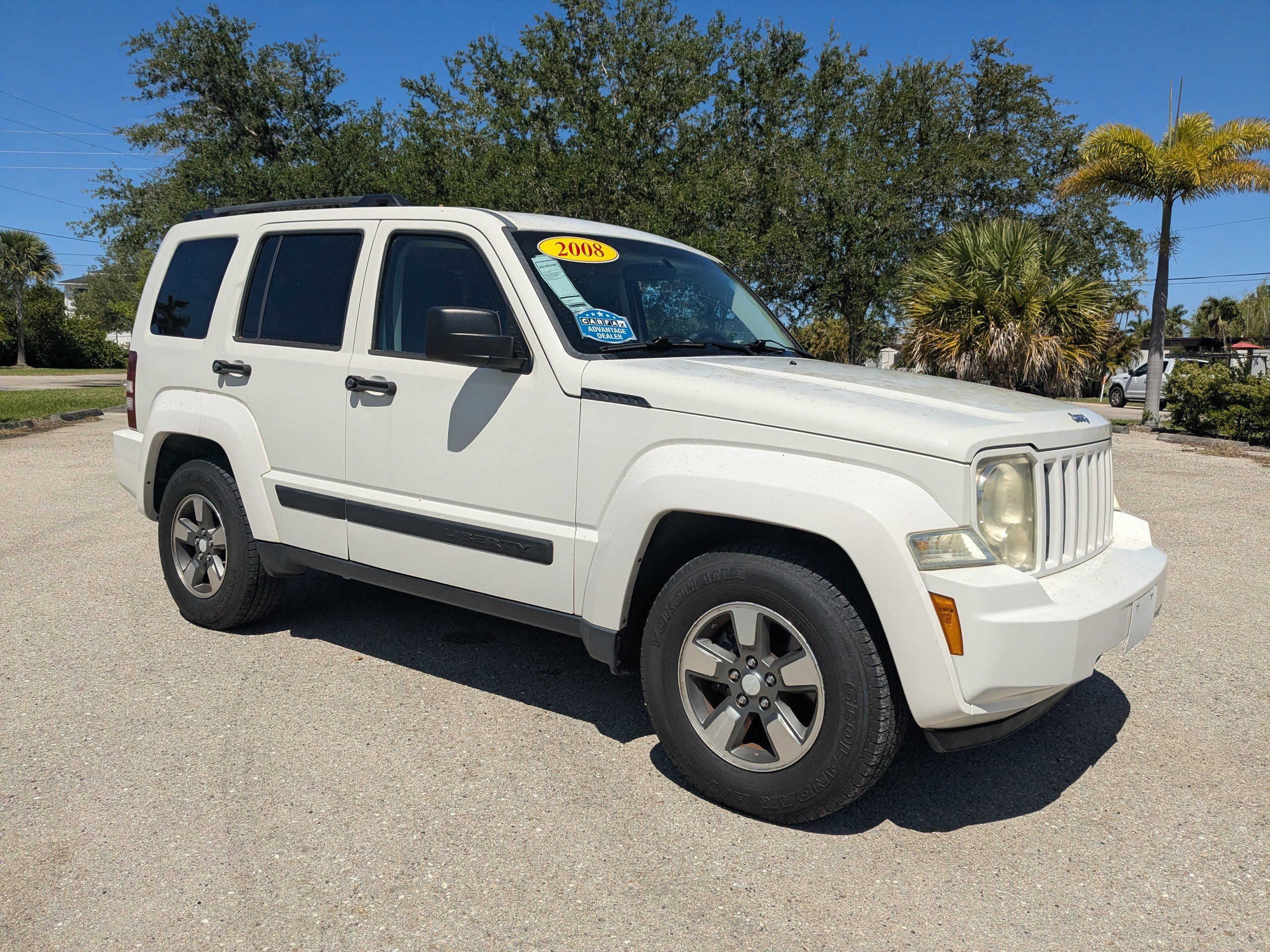 Used 2008 Jeep Liberty Sport w/ Popular Equipment Group AWD/4WD image 2
