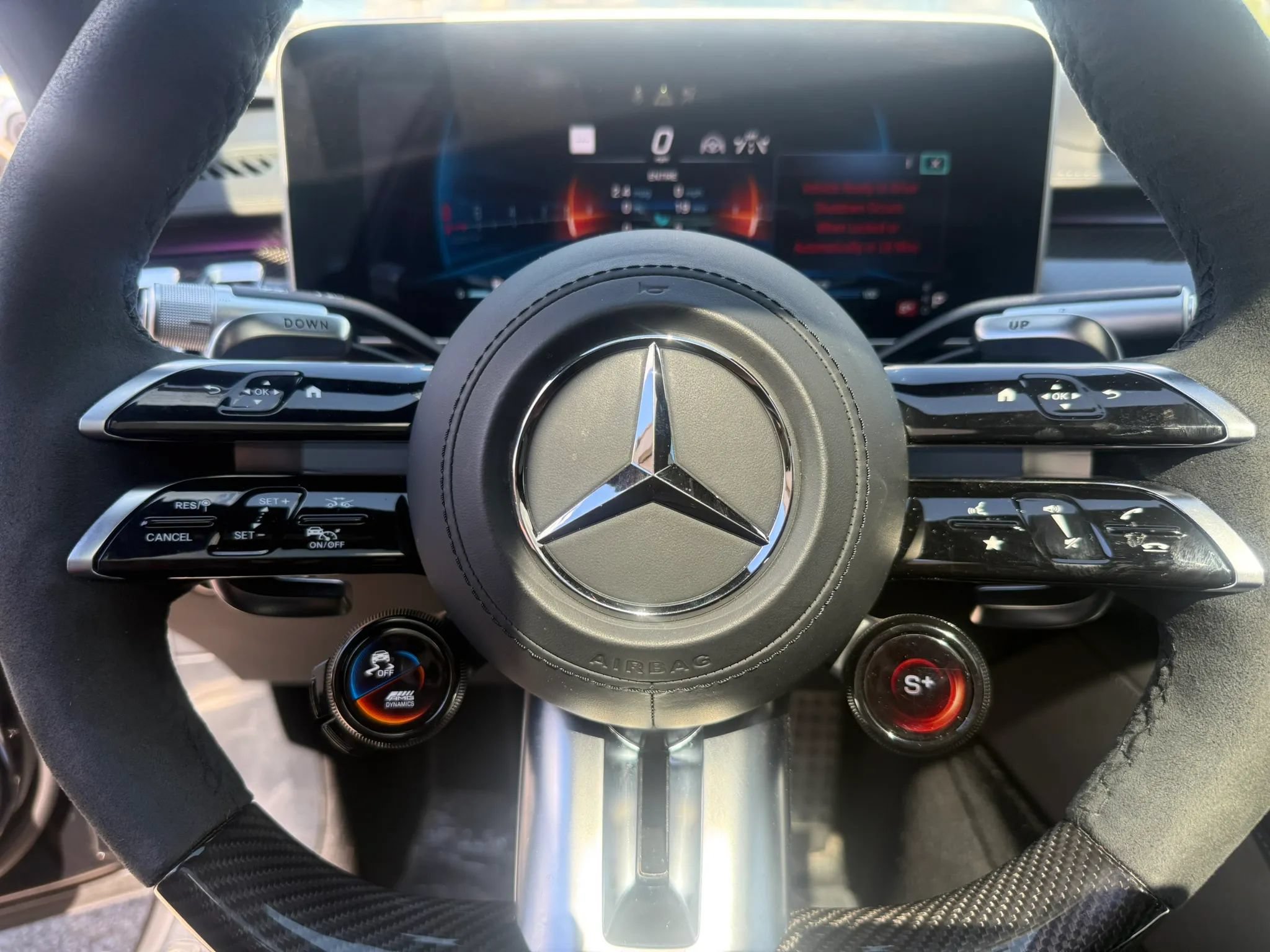 Used 2024 Mercedes-Benz S 63 AMG S w/ Carbon Fiber Exterior Package image 27
