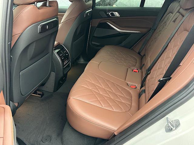 New 2026 BMW X5 xDrive40i w/ M Sport Package image 5