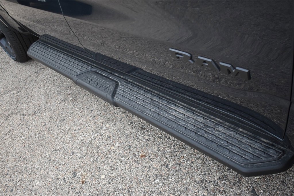 New 2026 RAM 1500 4x4 Crew Cab image 15