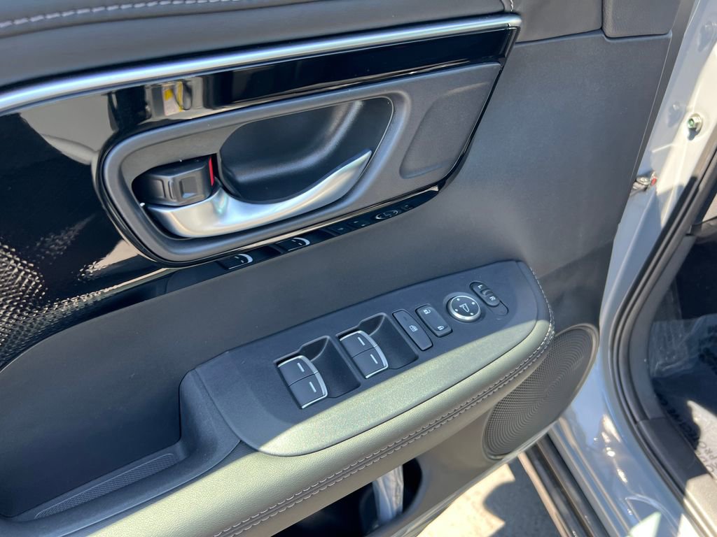 Certified 2025 Acura ADX AWD image 12