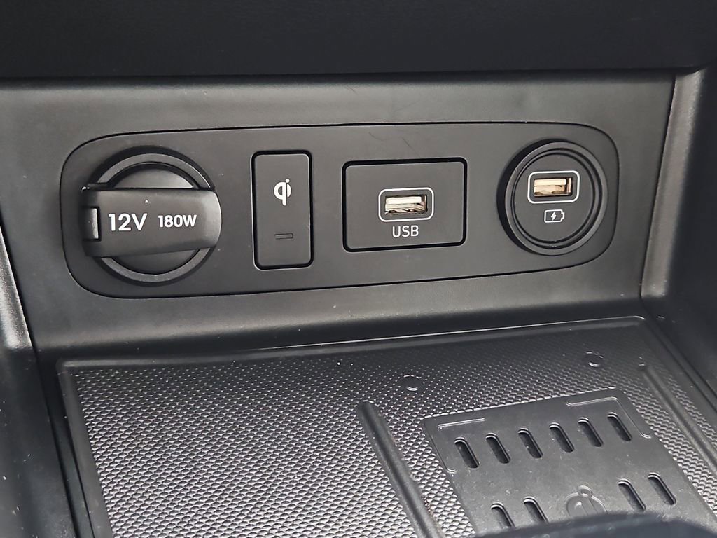 Used 2022 Hyundai Sonata Limited FWD image 26