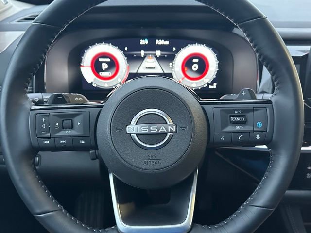 Used 2024 Nissan Pathfinder Platinum w/ Cargo Package image 20