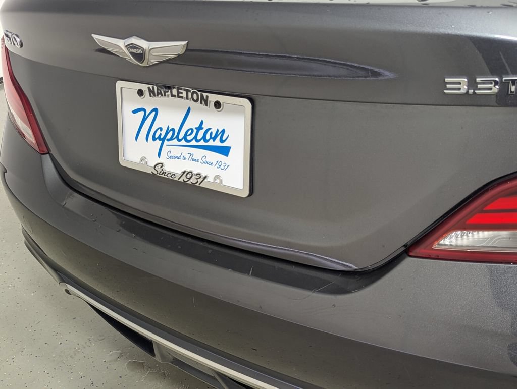 Used 2019 Genesis G70 3.3T Advanced RWD image 7