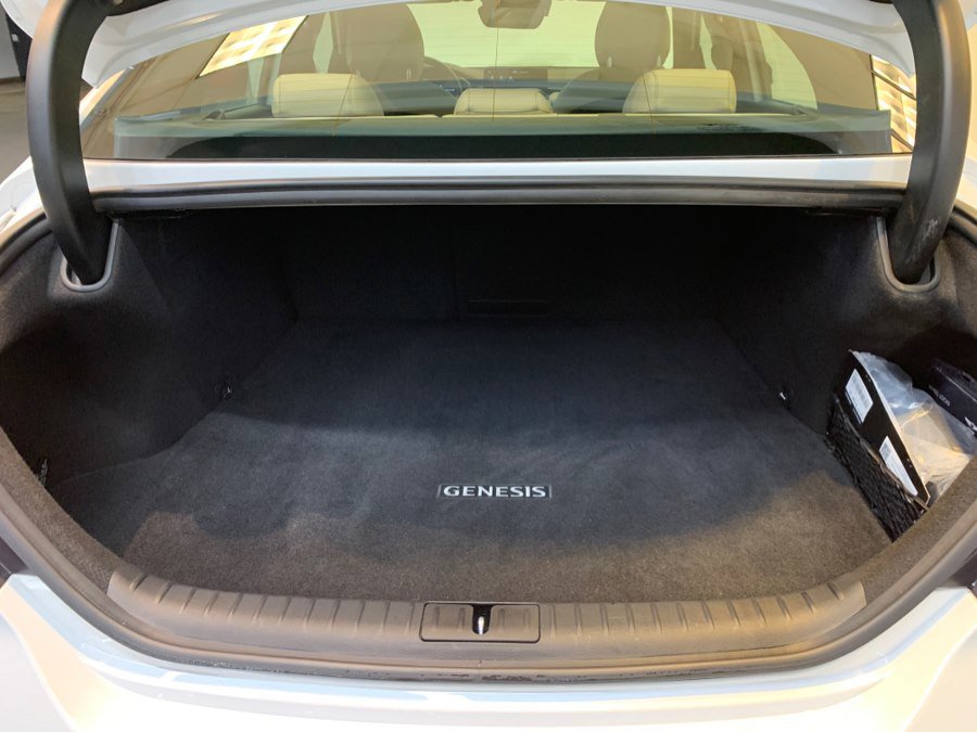 Used 2023 Genesis G70 3.3T w/ Sport Prestige Package image 61