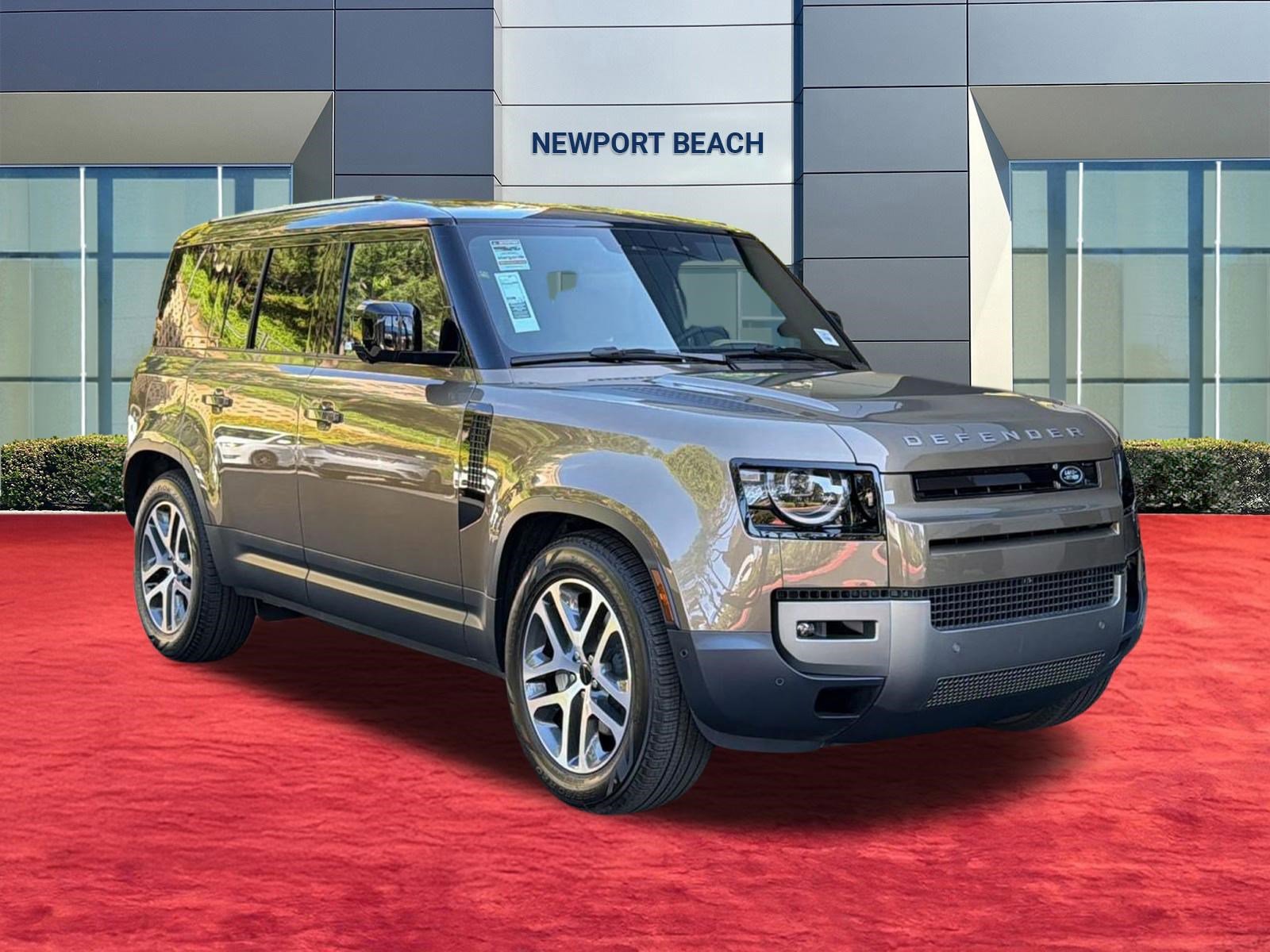 New 2026 Land Rover Defender 110 S image 7