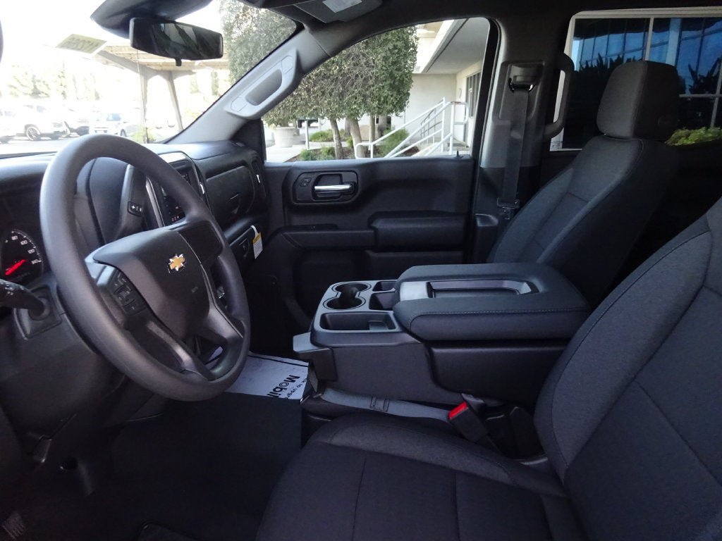 New 2026 Chevrolet Silverado 1500 Custom RWD image 13