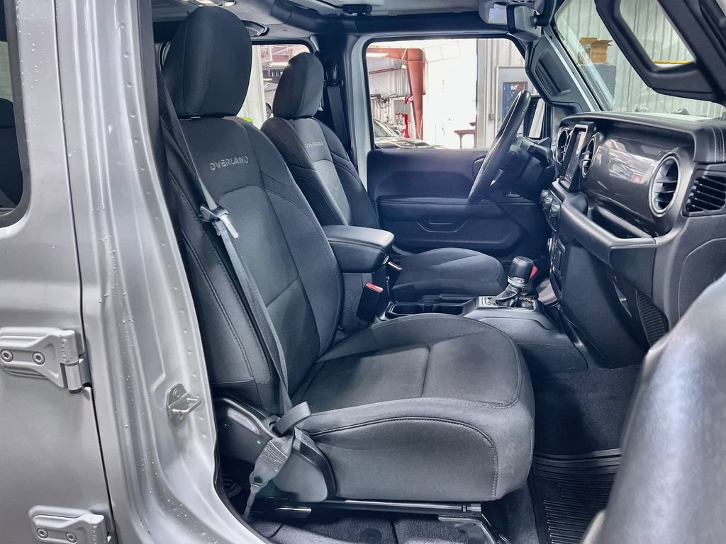 Used 2023 Jeep Gladiator Overland AWD/4WD image 25