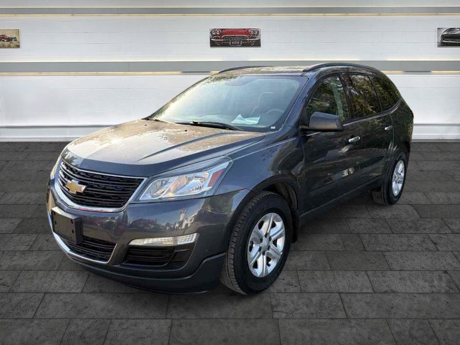 Used 2014 Chevrolet Traverse LS FWD image 3