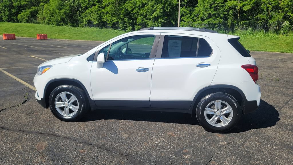 Used 2019 Chevrolet Trax LT w/ LT Convenience Package AWD/4WD image 7