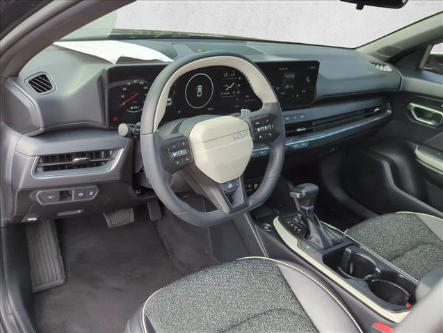 Used 2025 Kia K4 GT-Line w/ GT-Line Sunroof Package image 14