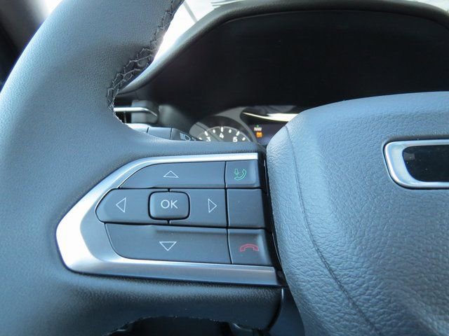 New 2024 Jeep Compass Latitude image 23