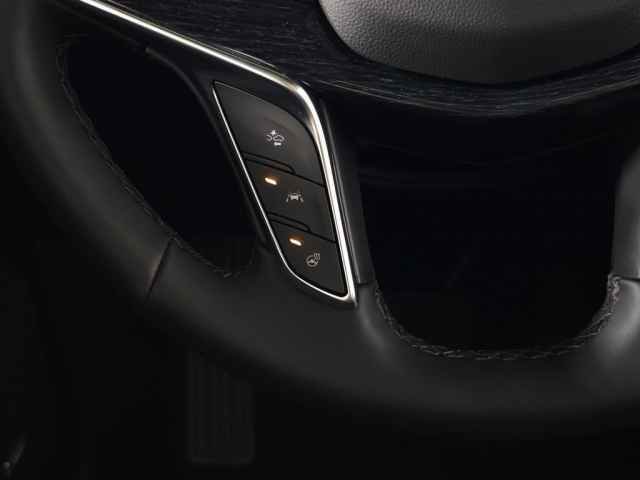 New 2025 Cadillac XT5 Premium Luxury w/ LPO, Floor Liner Package image 17