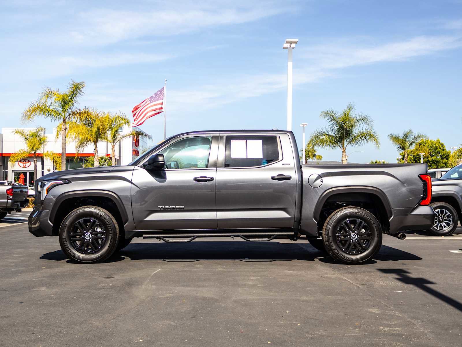 Used 2024 Toyota Tundra SR5 AWD/4WD image 4