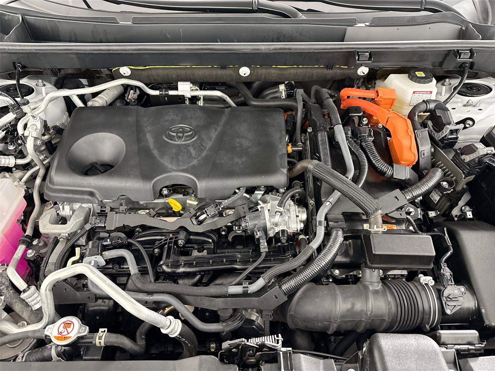 Certified 2025 Toyota RAV4 XSE image 50