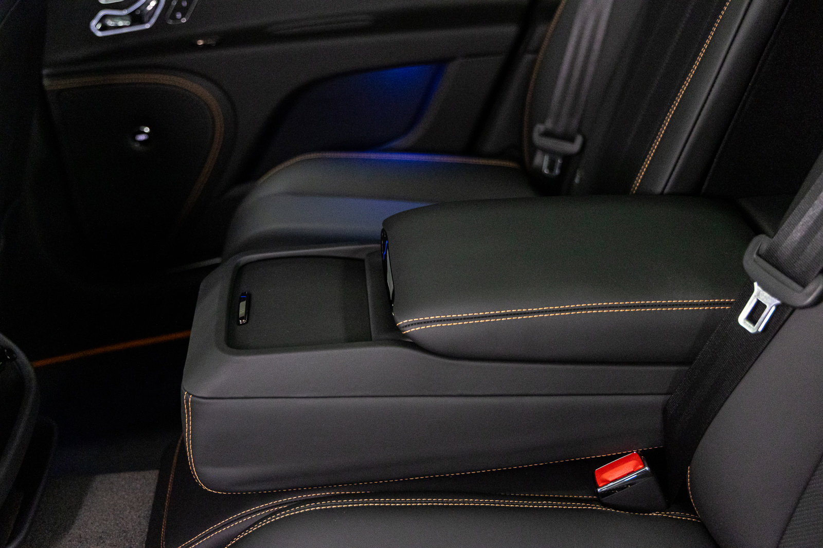 New 2025 Bentley Flying Spur Plug-In Hybrid image 36