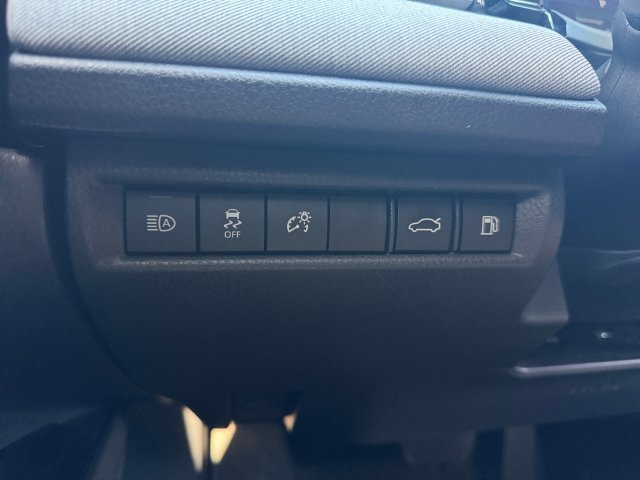 Used 2026 Toyota Camry LE w/ Convenience Package FWD image 31