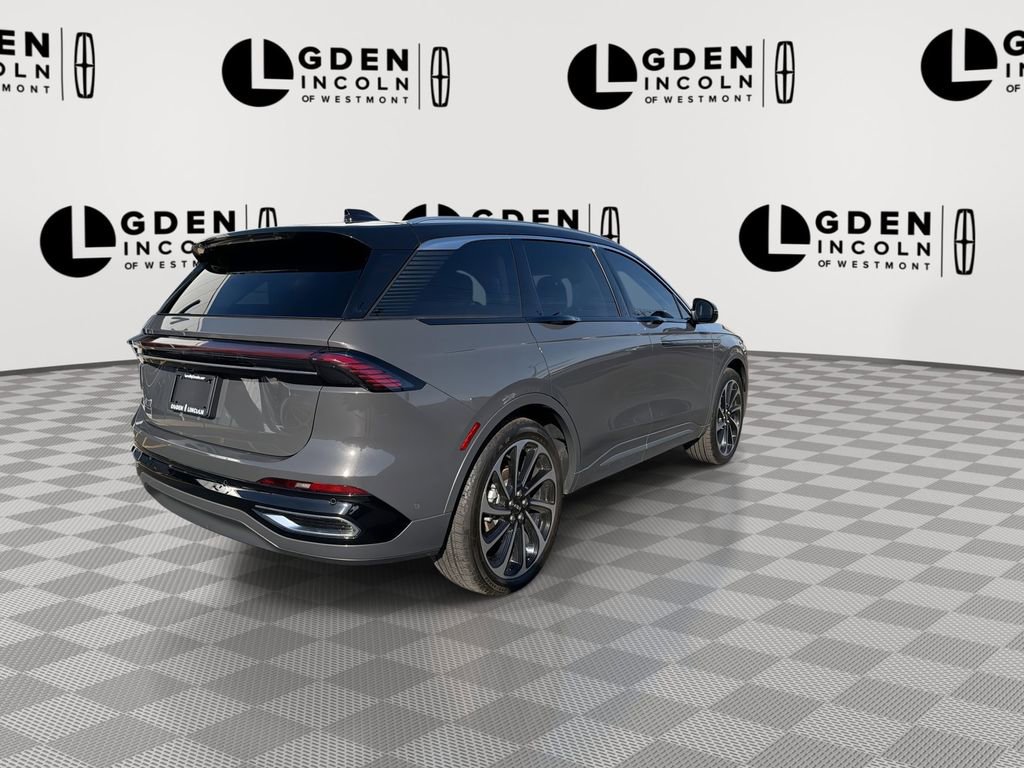 Used 2024 Lincoln Nautilus Black Label AWD/4WD image 8