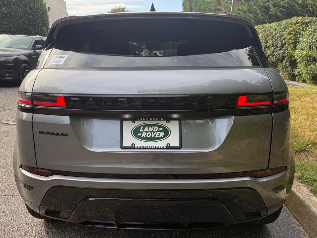 New 2026 Land Rover Range Rover Evoque Dynamic SE image 4