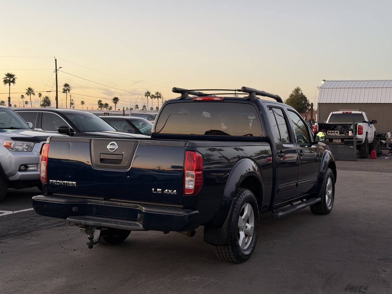 Used 2008 Nissan Frontier LE w/ Leather Pkg image 11