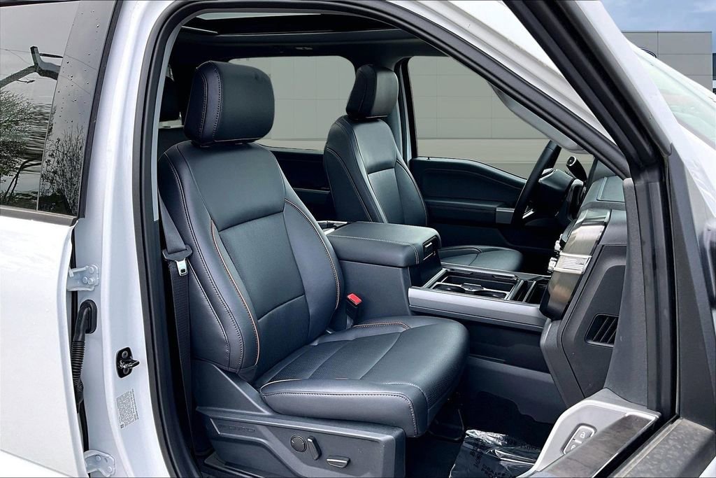 New 2026 Ford F250 Lariat w/ Black Appearance Package image 12
