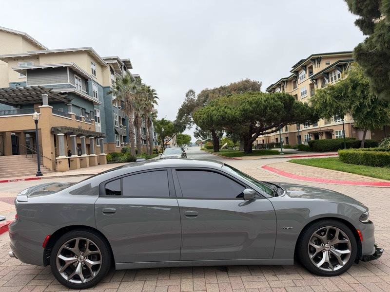 Used 2017 Dodge Charger R/T w/ Navigation & Travel Group RWD image 18