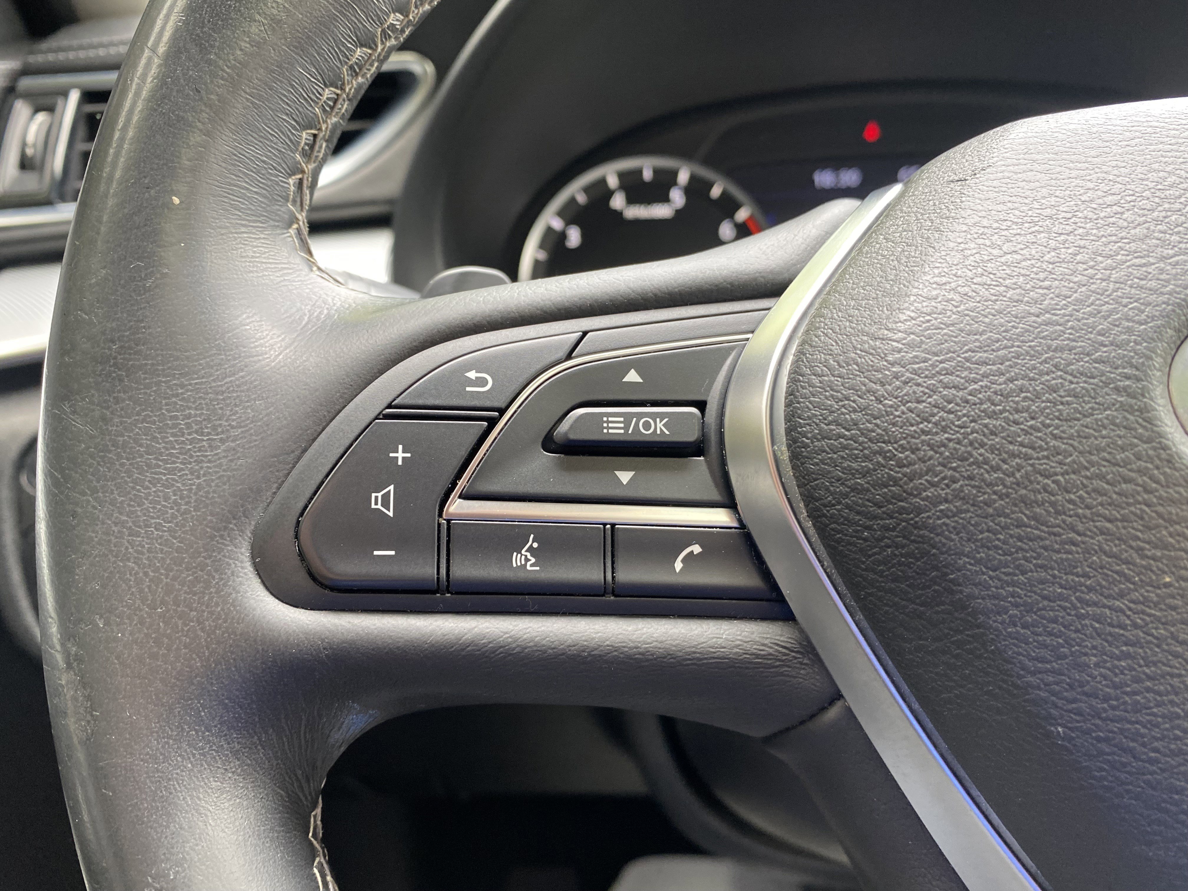 Used 2021 INFINITI QX50 Luxe image 19