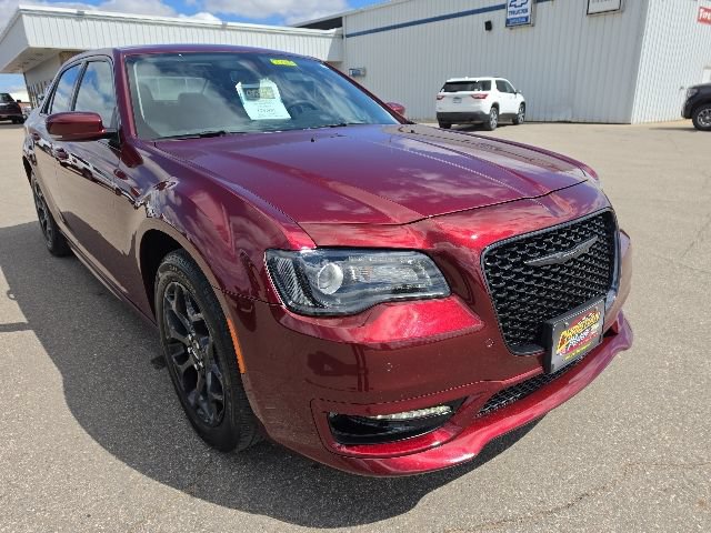 Used 2023 Chrysler 300 Touring L w/ Popular Equipment Group AWD/4WD image 7