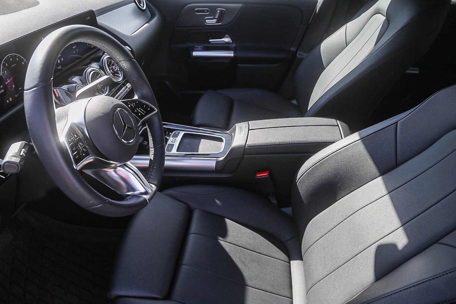 Used 2025 Mercedes-Benz GLA 250 image 5