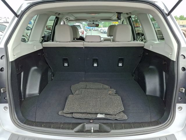 Used 2017 Subaru Forester 2.5i Premium w/ Popular Package #2A AWD/4WD image 28