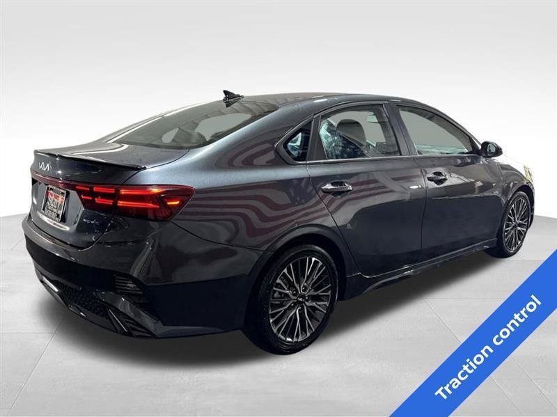 Used 2023 Kia Forte GT-Line w/ GT-Line Premium Package FWD image 5