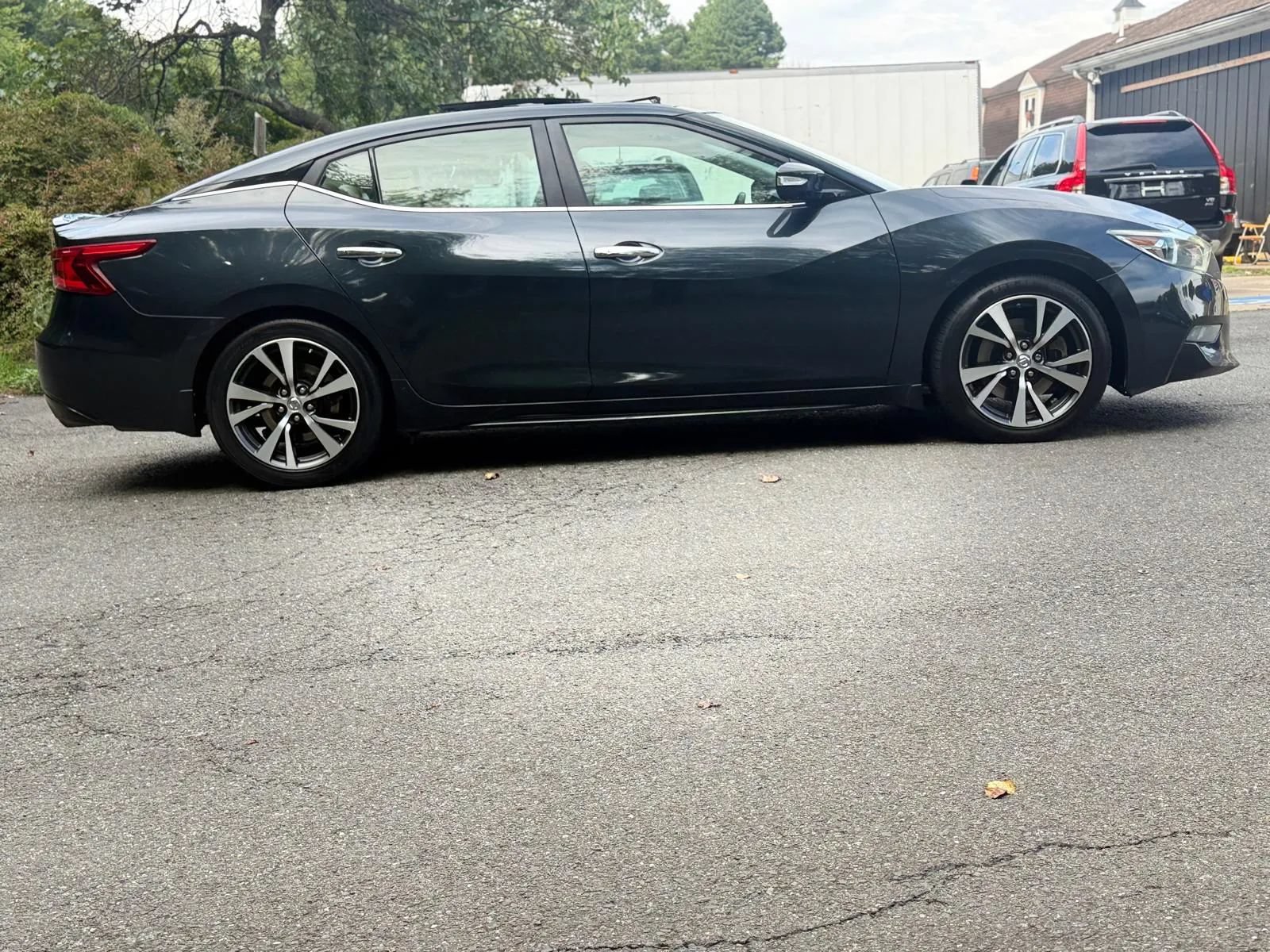 Used 2016 Nissan Maxima Platinum FWD image 10