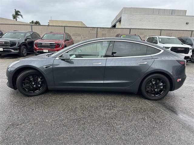 Used 2018 Tesla Model 3 Performance image 7