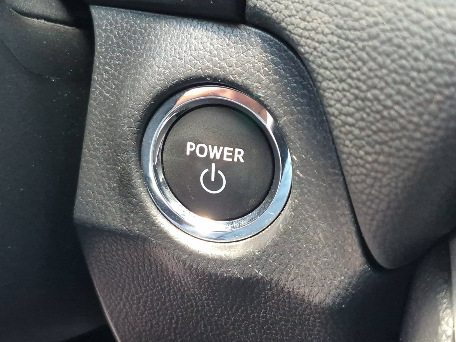 Certified 2025 Toyota RAV4 XLE AWD/4WD image 20
