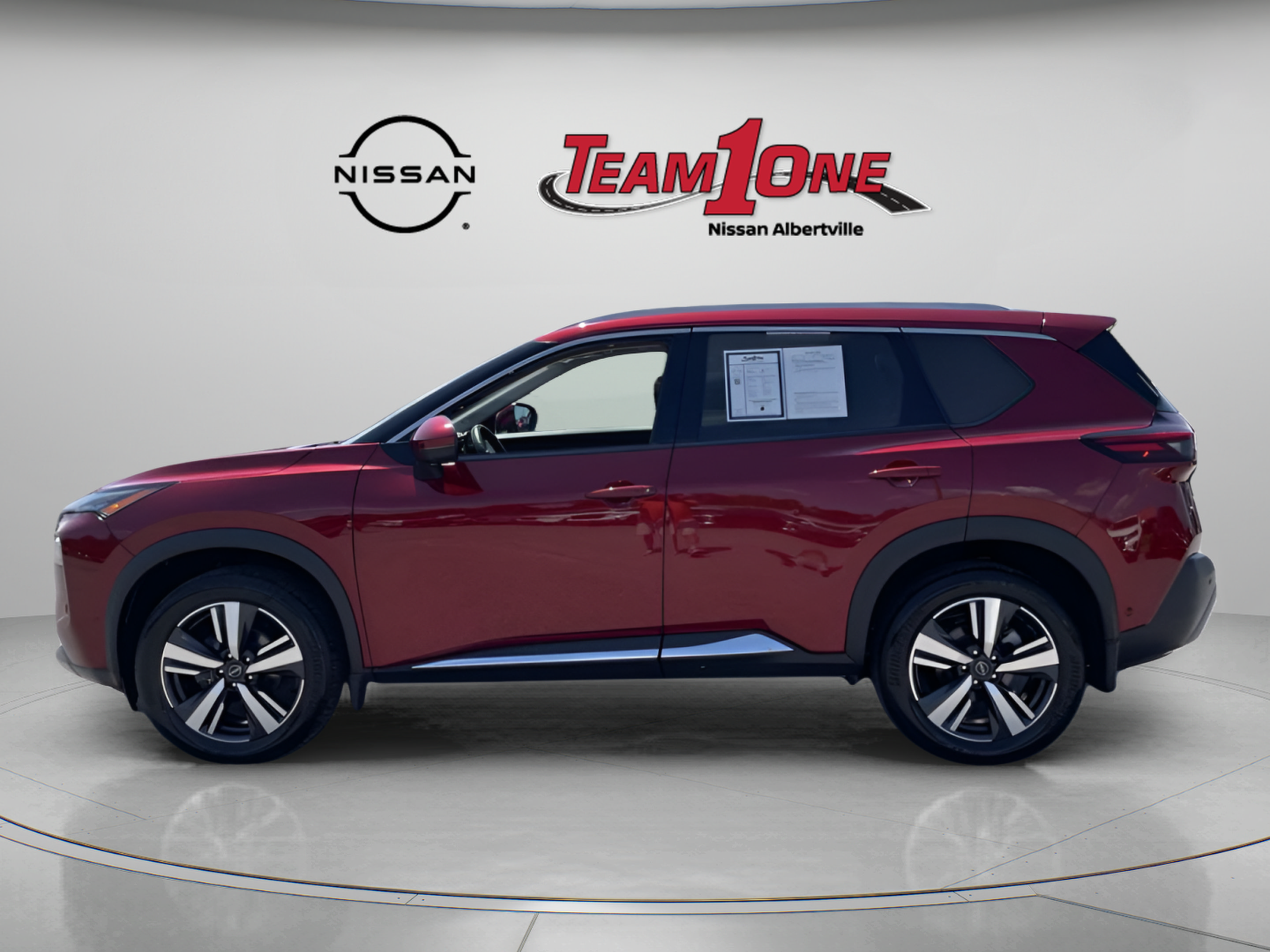 Used 2023 Nissan Rogue SL w/ SL Premium Package FWD image 5
