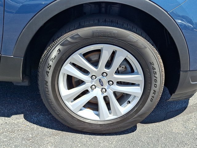 Used 2018 Ford Explorer XLT w/ Equipment Group 201A AWD/4WD image 11
