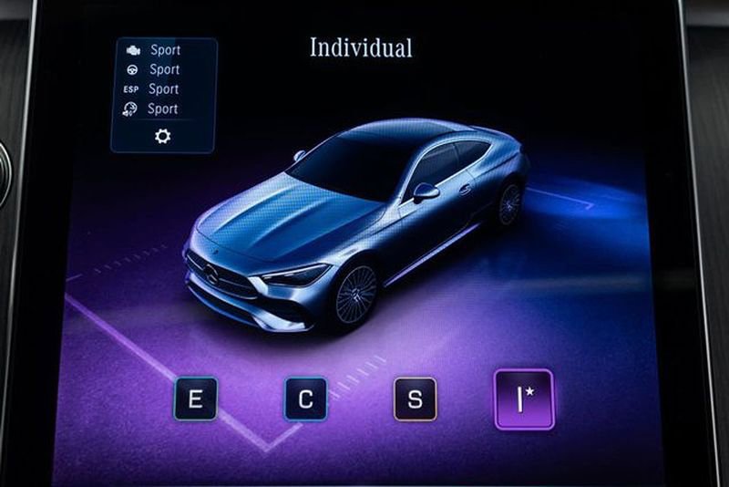 Used 2025 Mercedes-Benz CLE 300 4MATIC Coupe image 27