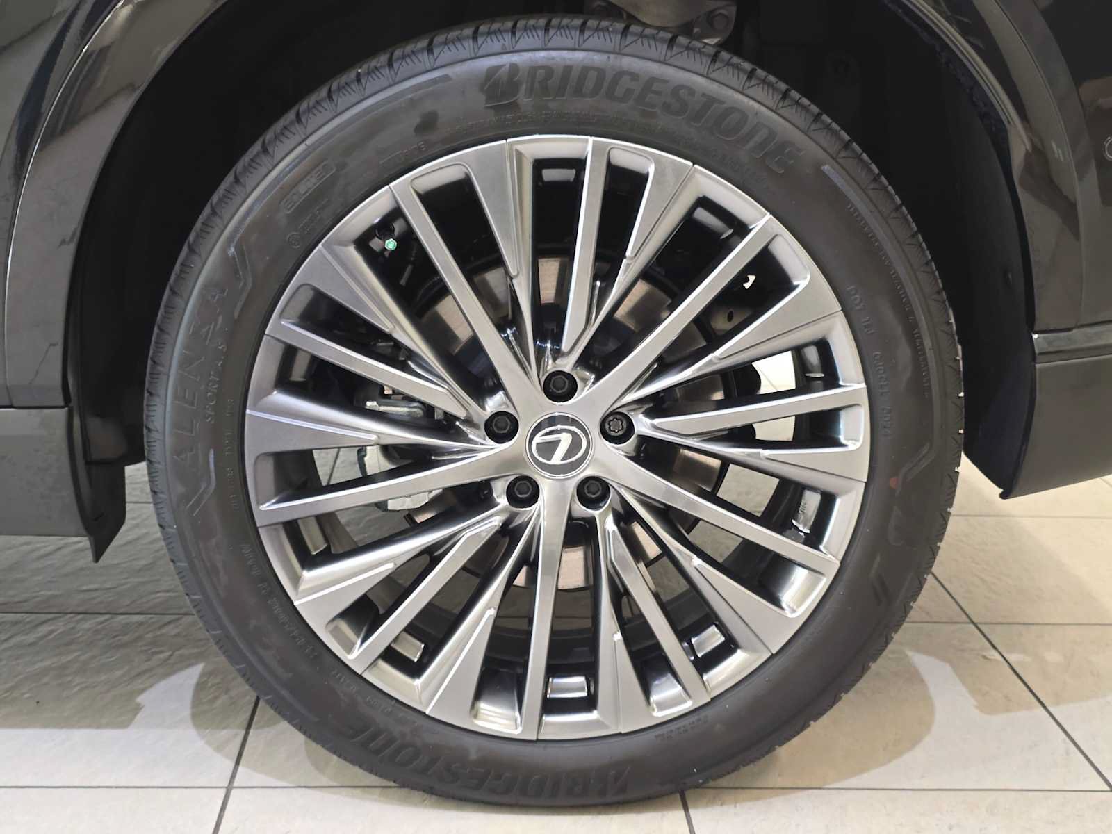 Used 2025 Lexus RX 450h AWD w/ Convenience Package image 8