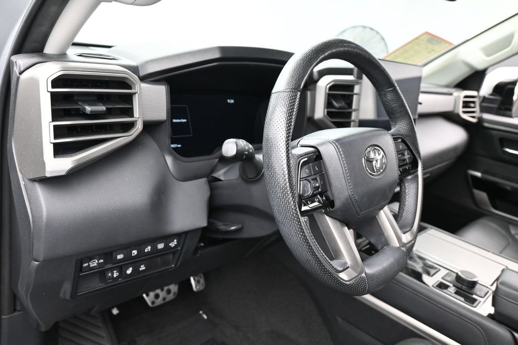 Used 2023 Toyota Sequoia Limited w/ TRD Off-Road Package AWD/4WD image 15