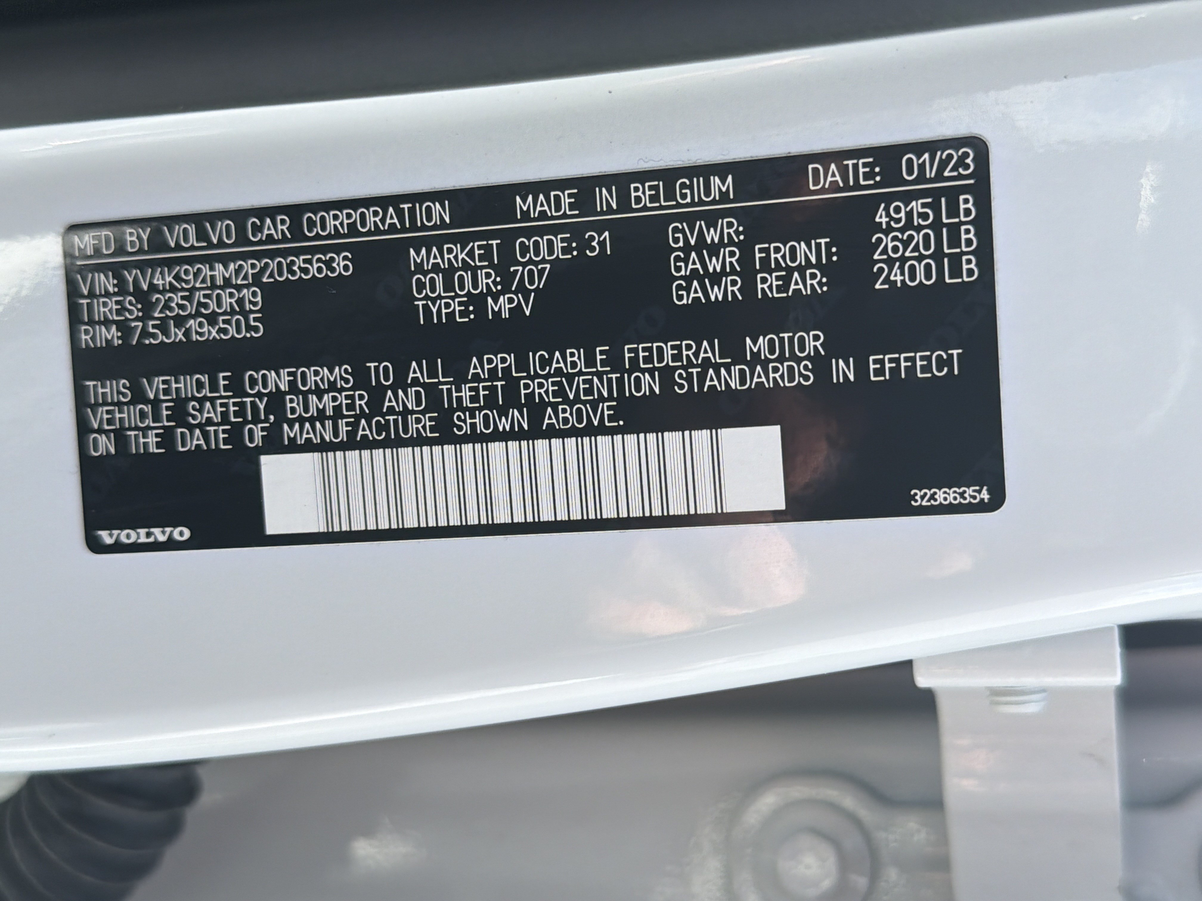 Used 2023 Volvo XC40 B4 Ultimate FWD image 39