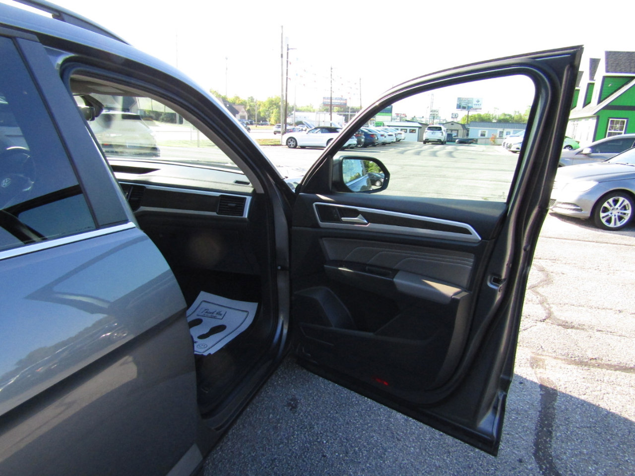 Used 2022 Volkswagen Atlas SE image 29