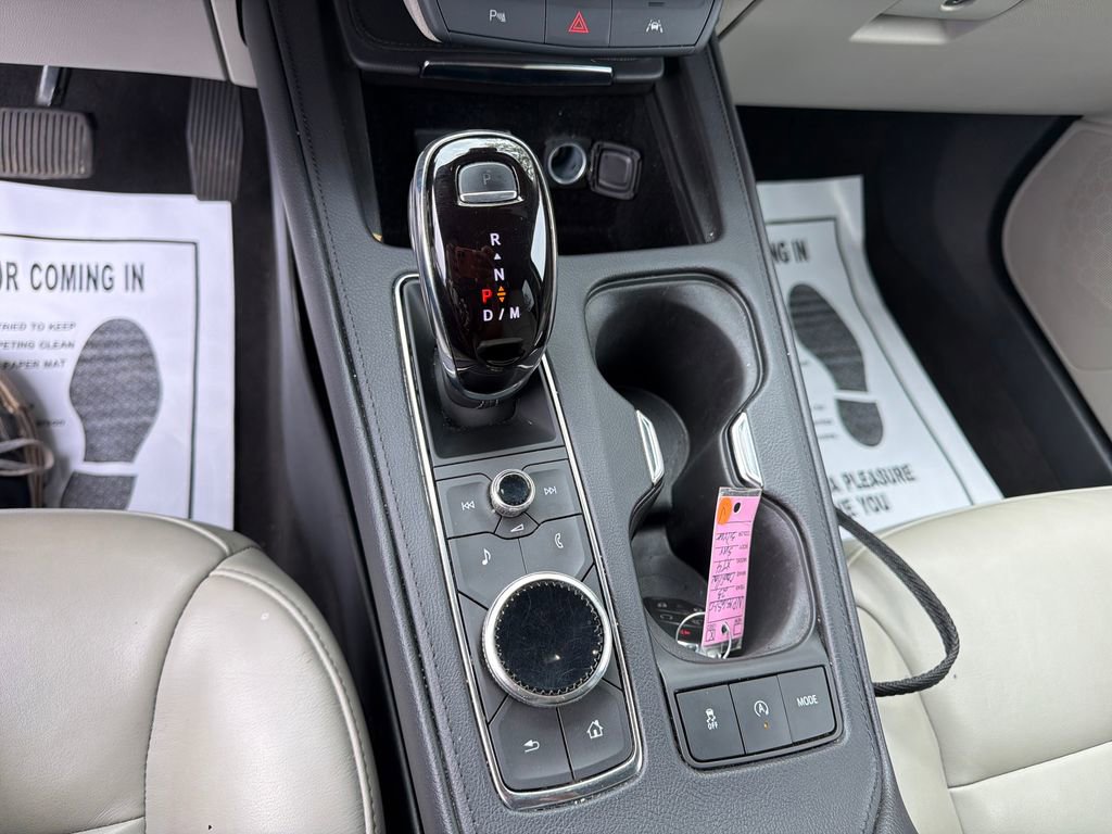Used 2023 Cadillac XT4 Premium Luxury AWD/4WD image 23