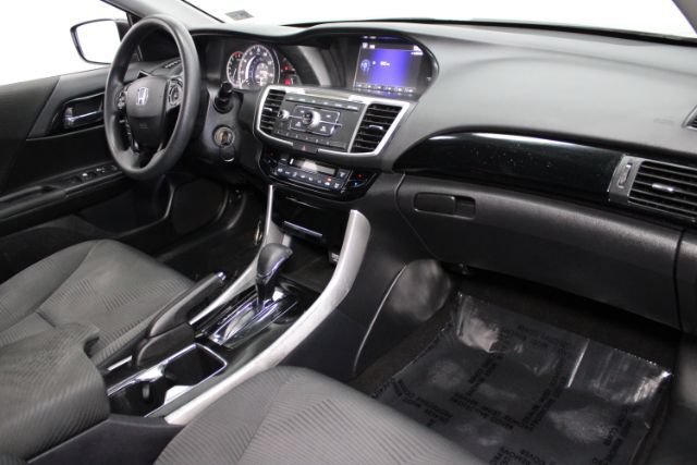 Used 2017 Honda Accord LX image 21