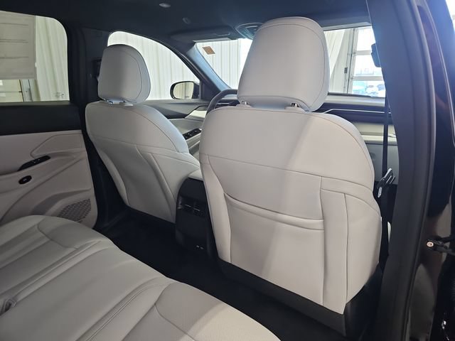 New 2026 Jeep Cherokee Limited AWD/4WD image 30