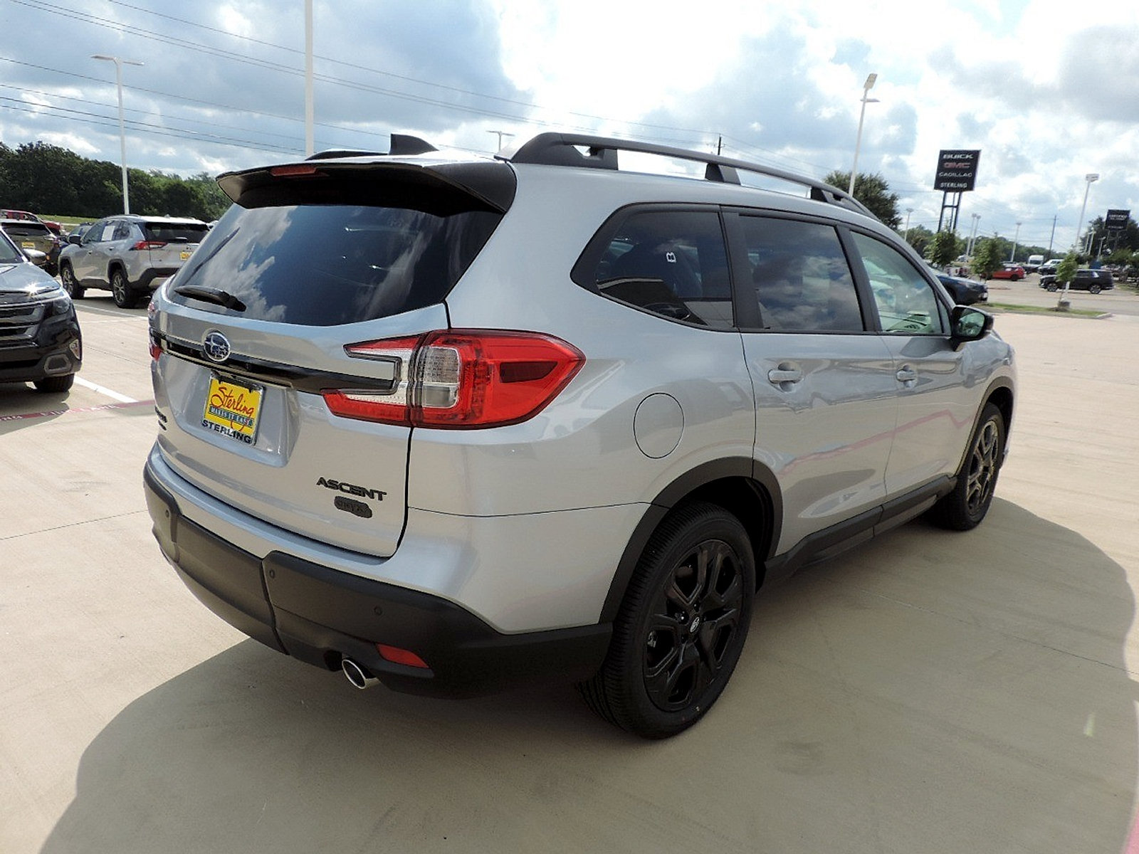 Certified 2025 Subaru Ascent Bronze Edition AWD/4WD image 5